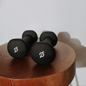 Peloton 2lb hand weights